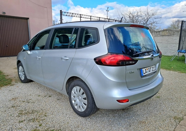 Opel Zafira cena 29900 przebieg: 246000, rok produkcji 2015 z Strzelin małe 191